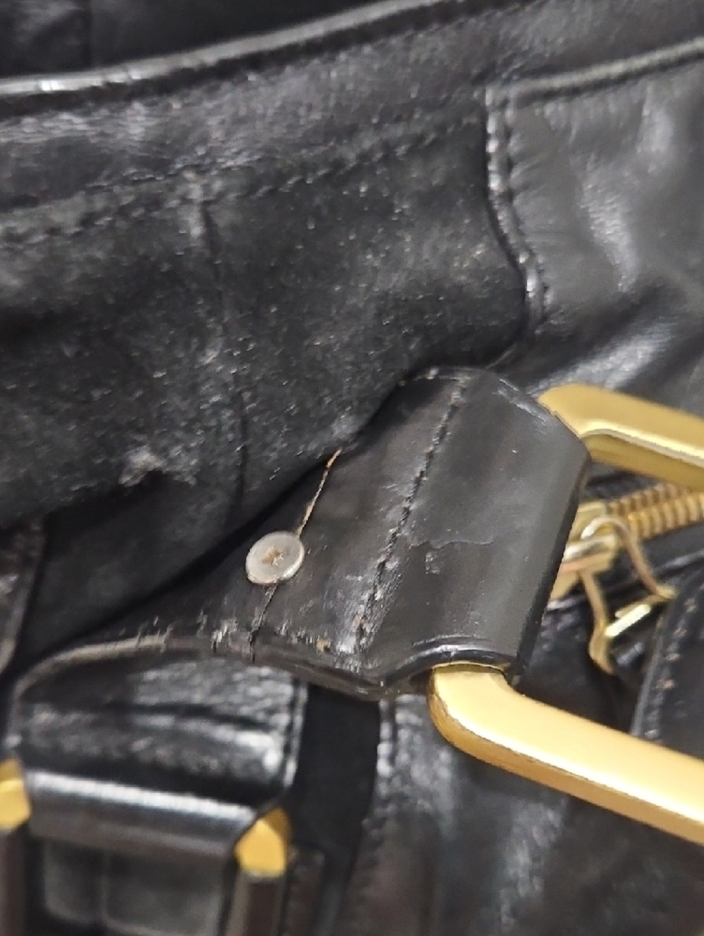 Jimmy Choo Mahala Black Leather Shoulder Bag with Gold-Tone Hardware - Picture 7 of 15